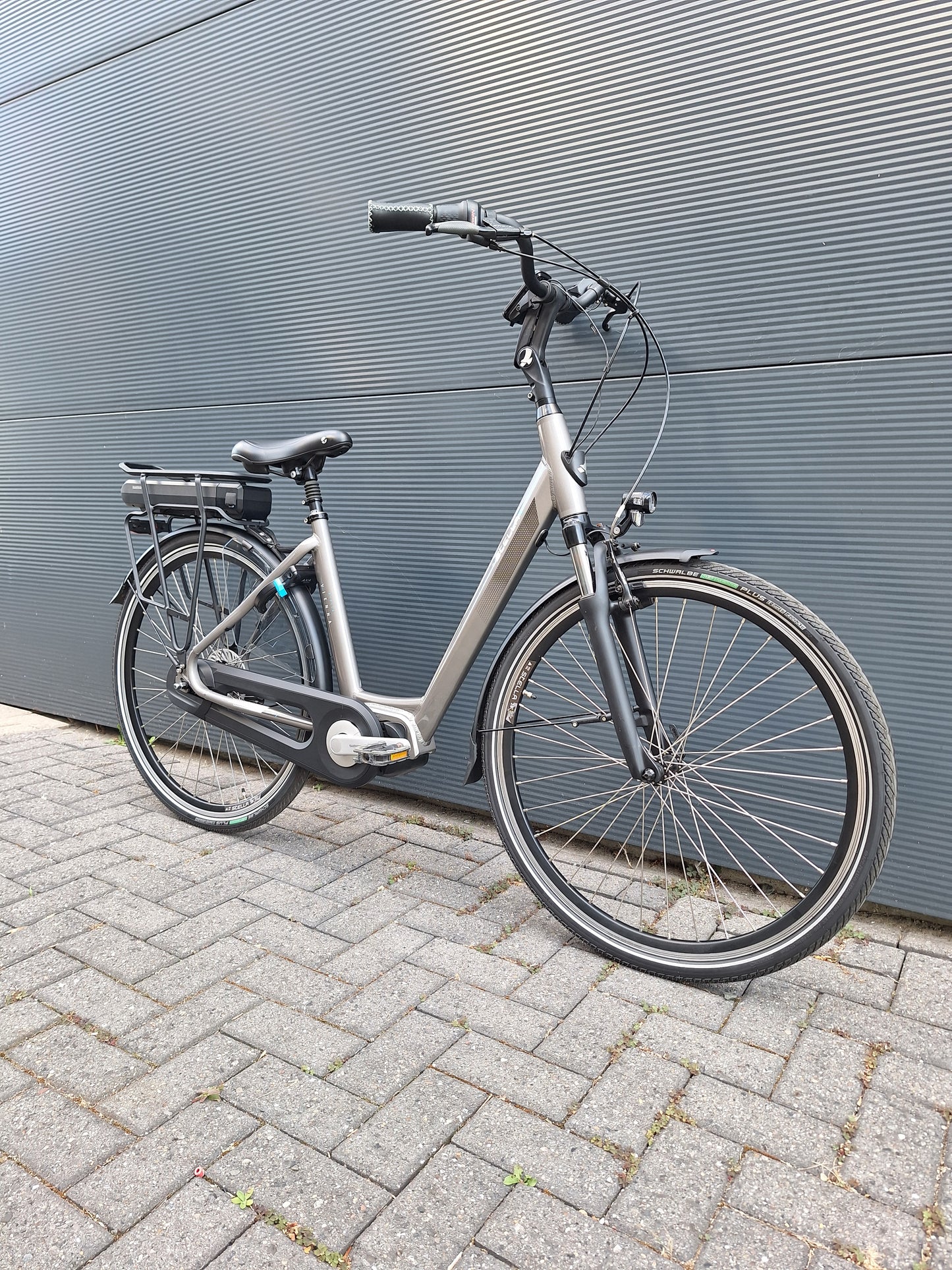 Stella Vienna Middenmotor Elektrische Fiets