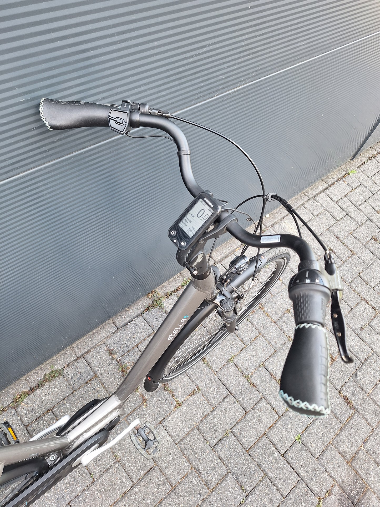 Stella Vienna Middenmotor Elektrische Fiets