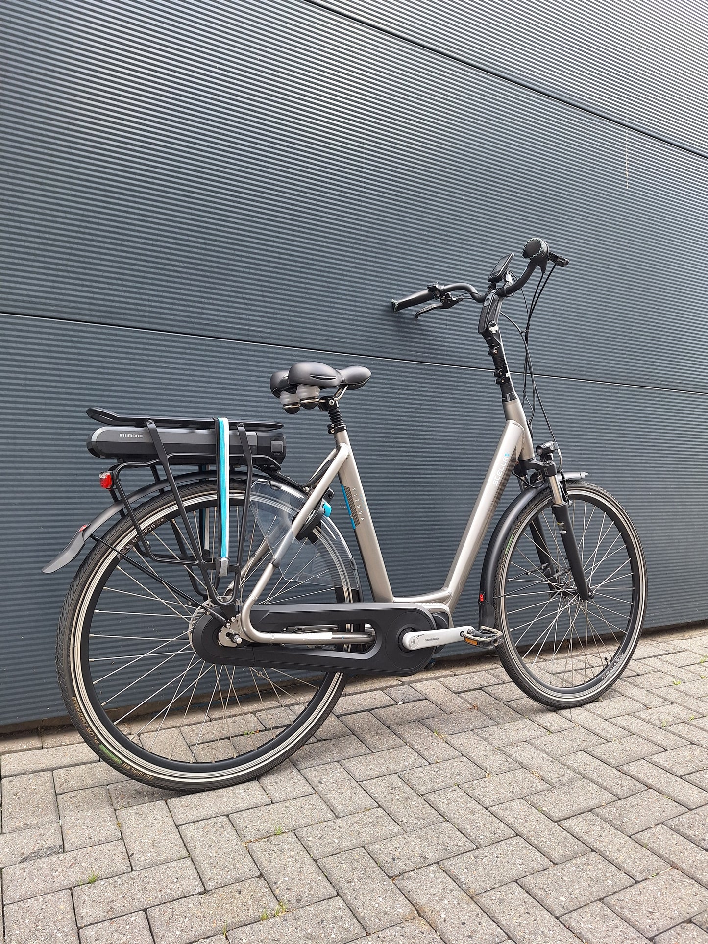 Stella Vienna Middenmotor Elektrische Fiets