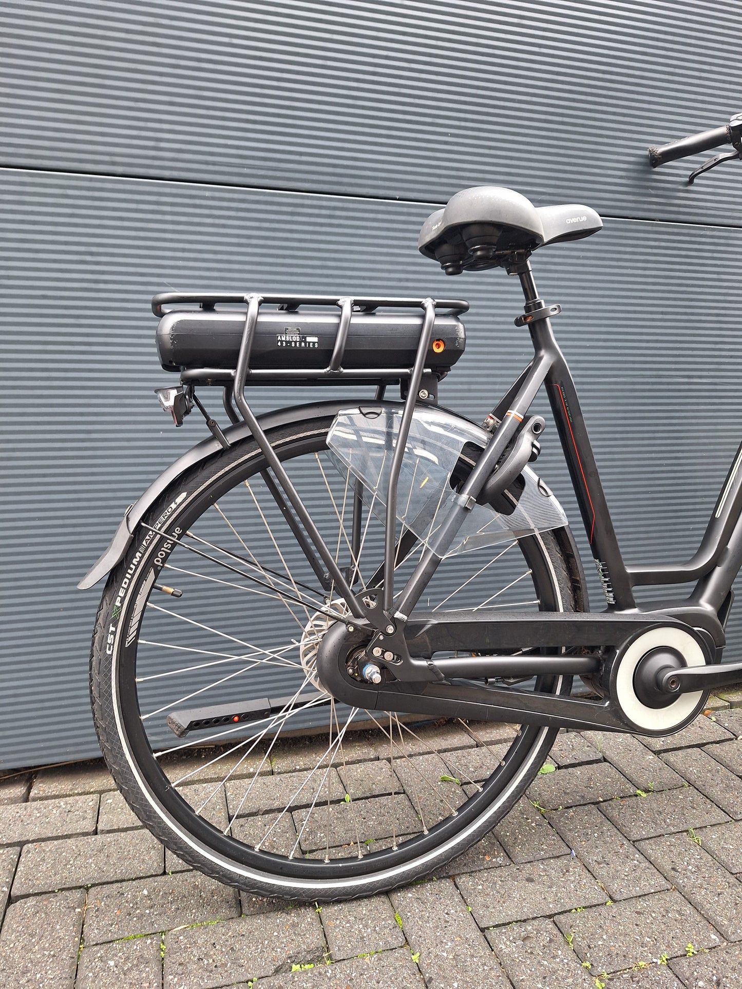 Amslod Venton LRX (58)