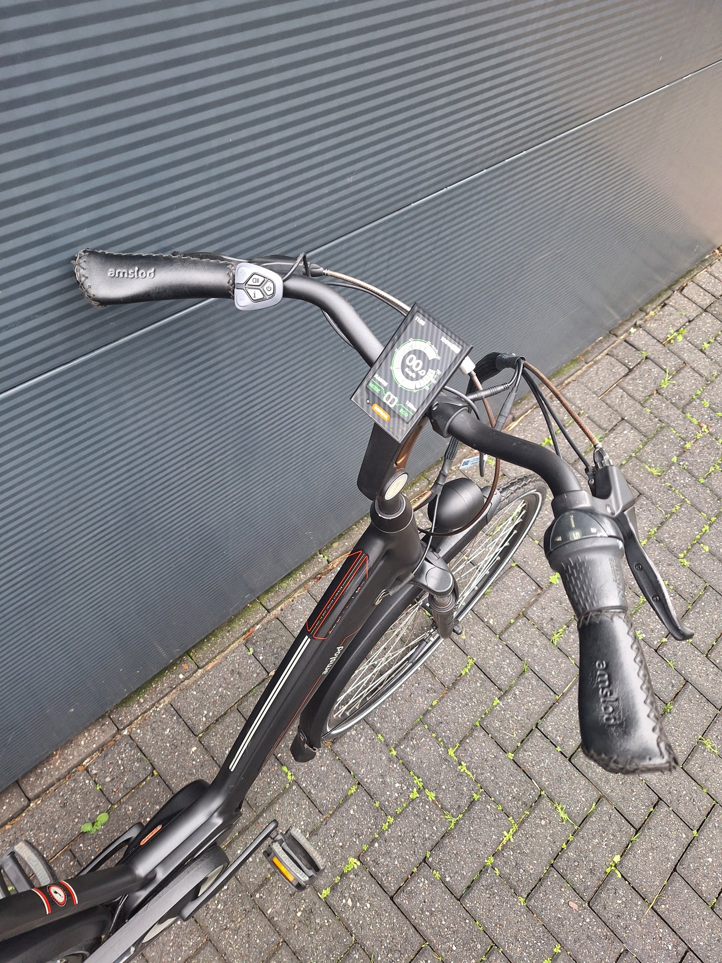 Amslod Venton LRX (58)