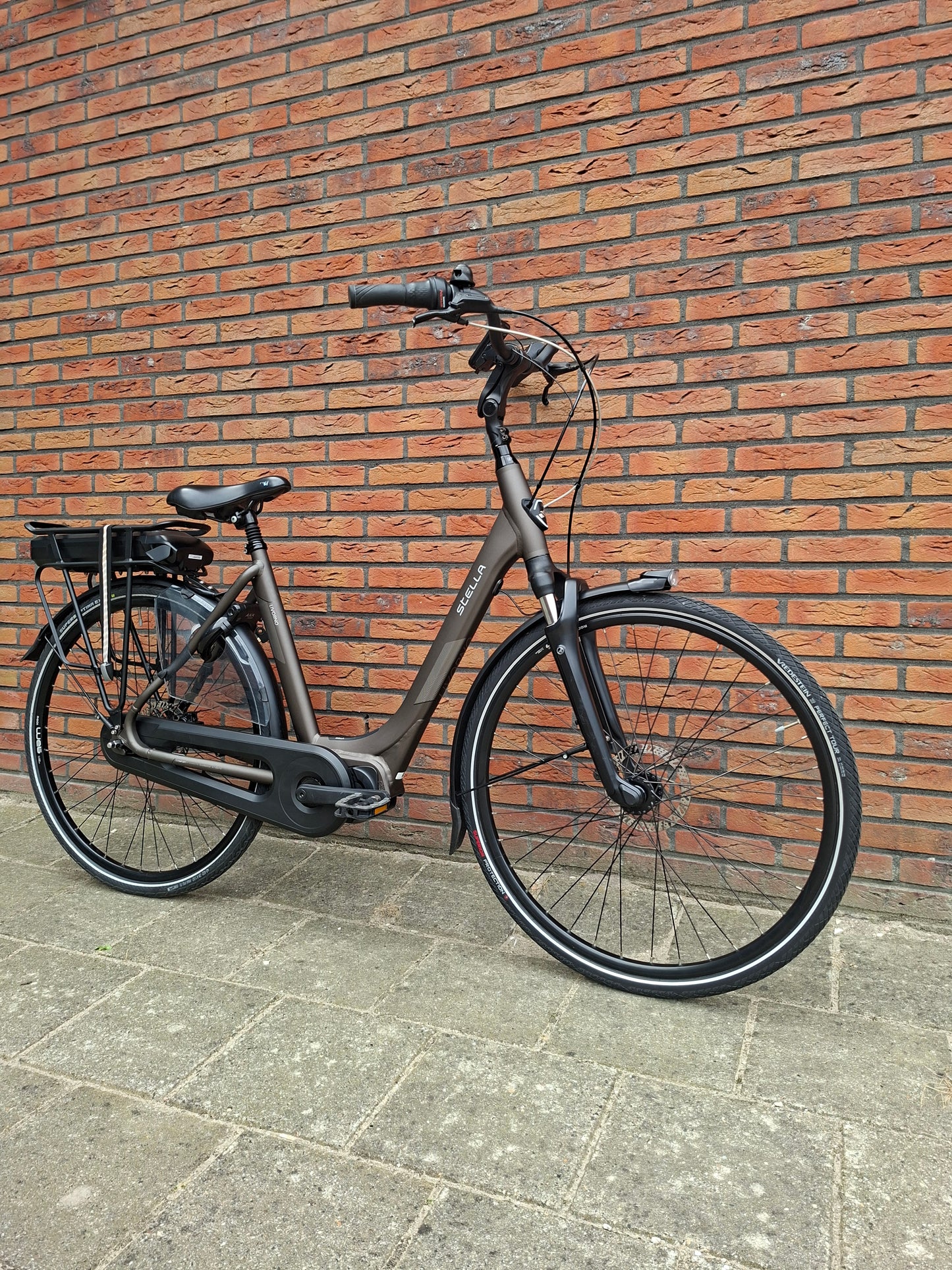 Stella Livorno Superior Taupe MDS Middenmotor (53)