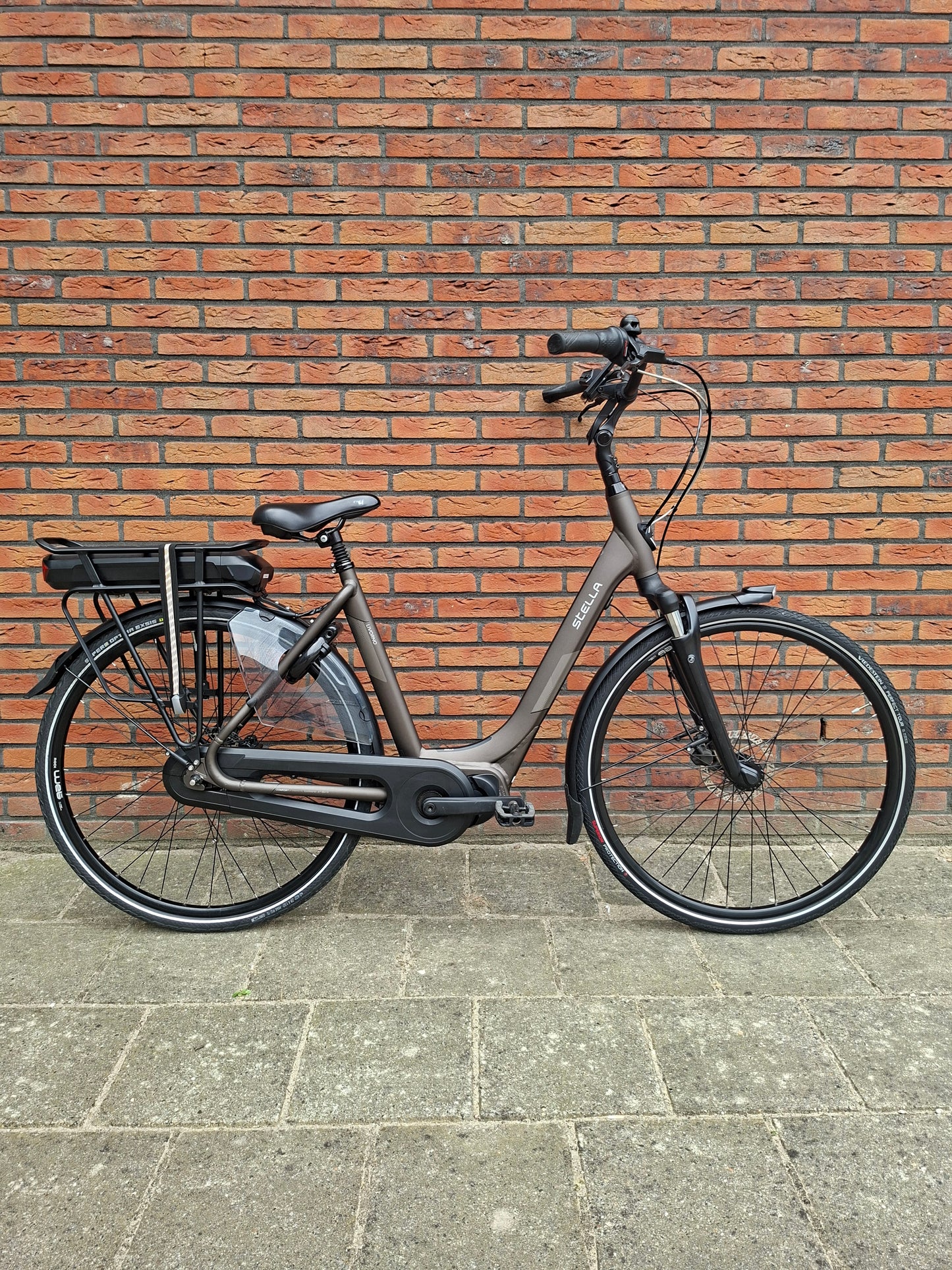 Stella Livorno Superior Taupe MDS Middenmotor (53)