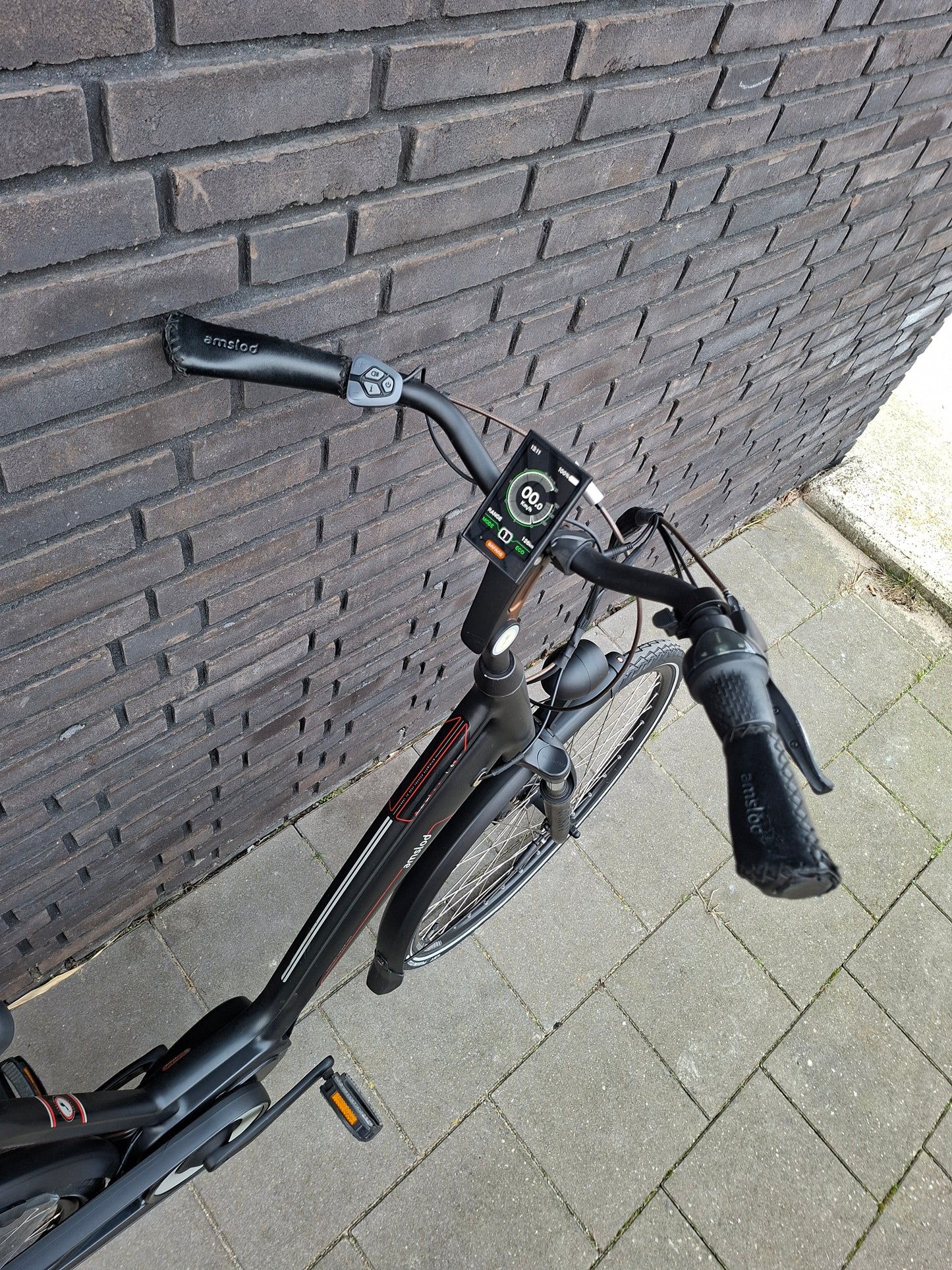 Amslod Venton LRX (58)